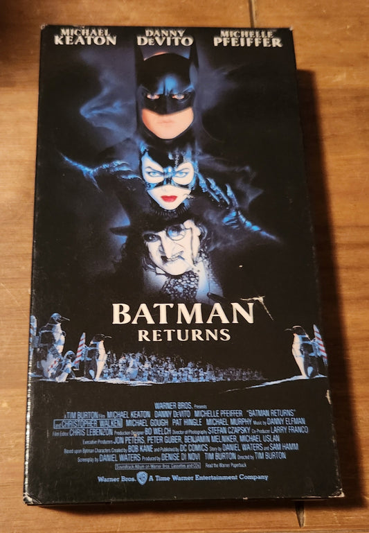 BATMAN RETURNS VHS